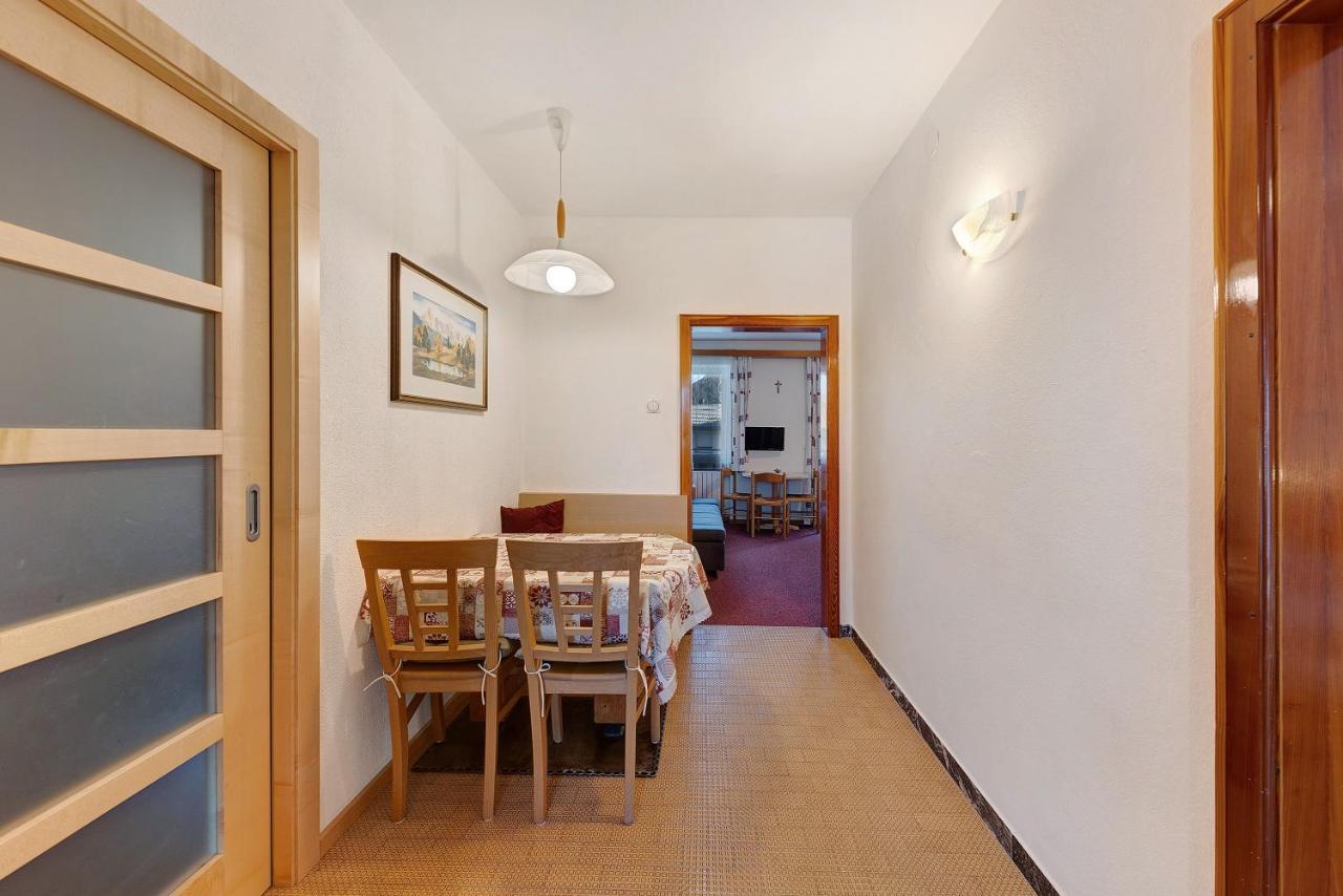 Apartment Panorama Cavalese Bagian luar foto